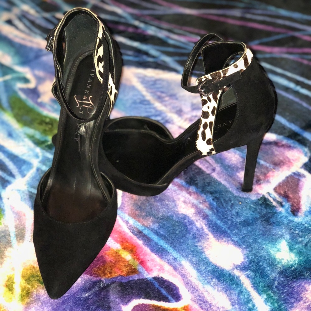 Ivanka Trump 9 1/2 black pumps